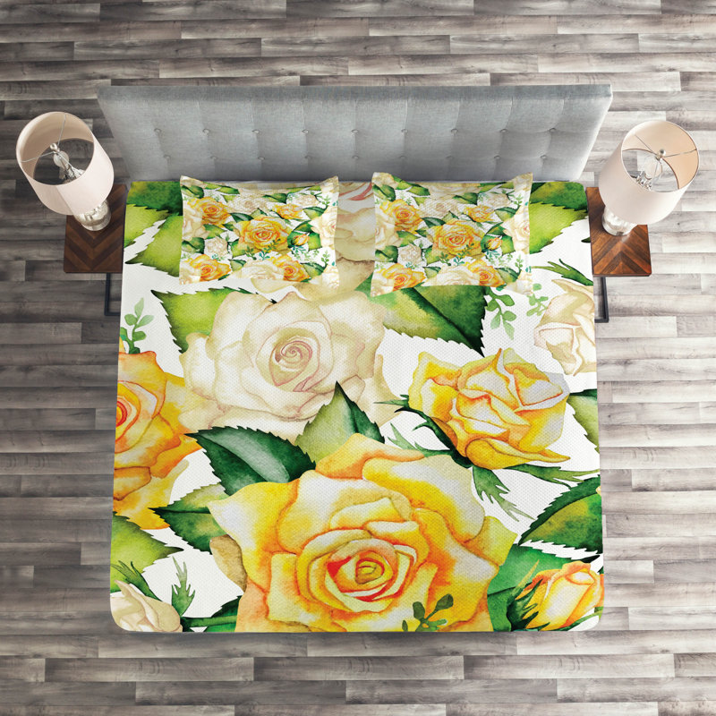 Farmhouse / Country Floral Coverlet