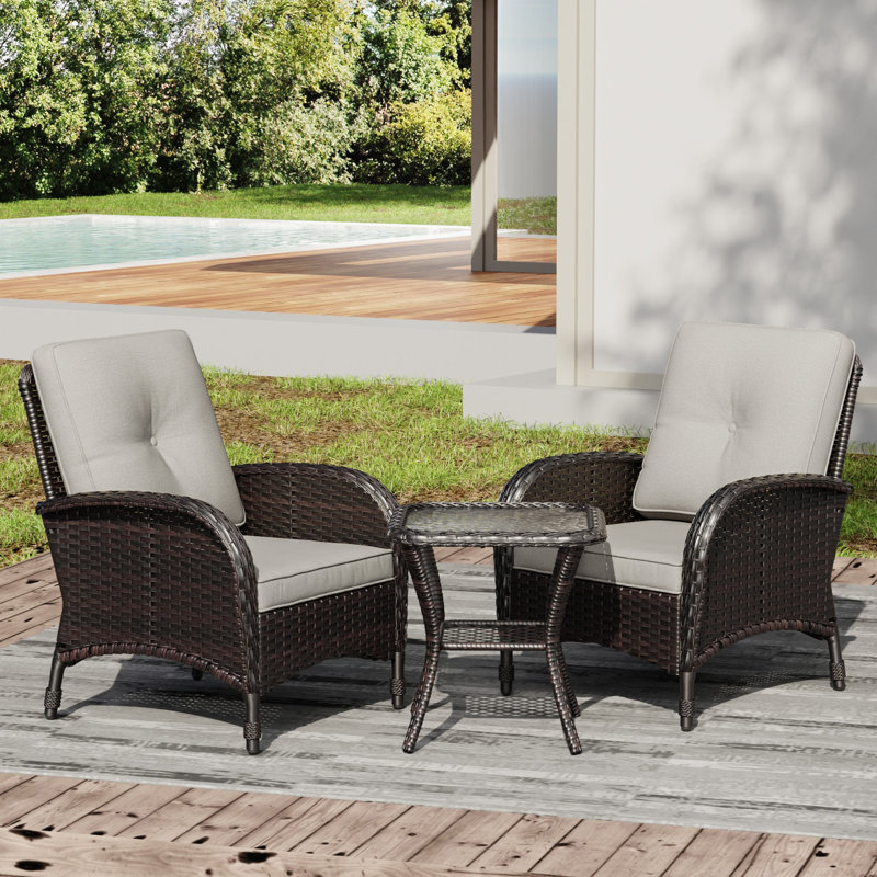 Ensemble de patio extérieur en osier 2 personnes avec chaises, table d'appoint et coussins beiges 2 personnes, Beige