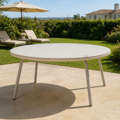 Table de salle à manger ovale en rotin avec plateau en verre