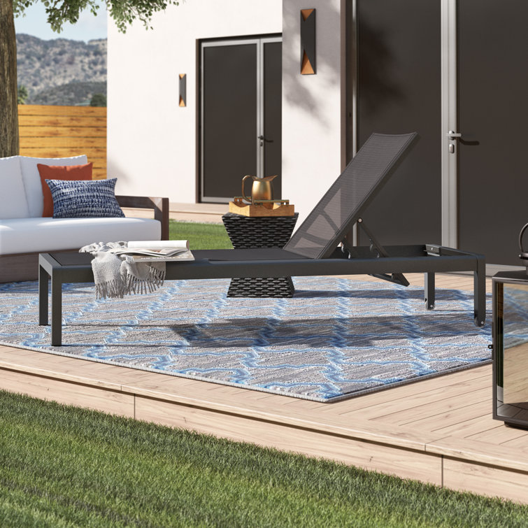 Chaise longue inclinable simple Caggiano