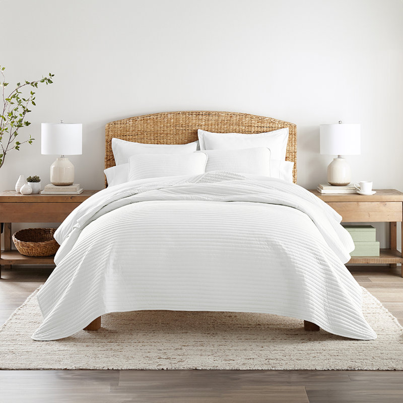 Becky Cameron Lightweight All Season Stripe Stitch Quilt Set with Shams, Twin Quilt + 1 Standard Sham, White