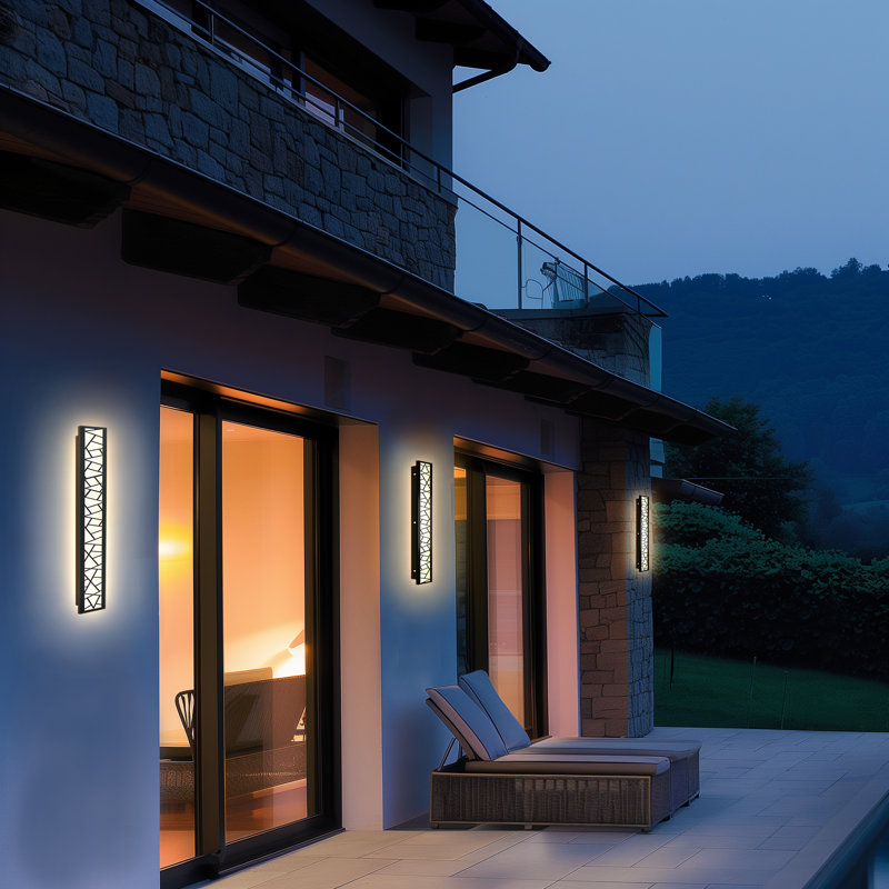 Lampe murale d'extérieur en aluminium Sabid, H 11,8 po x l 4,7 po x P 1,9 po