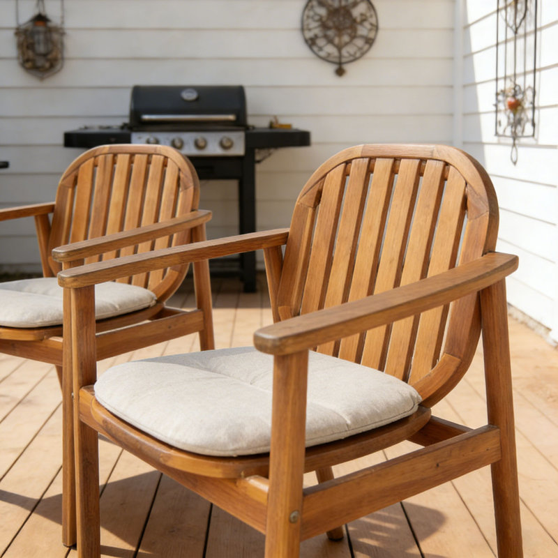 Chaise de patio avec coussin