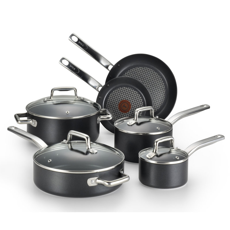 Prograde 10-Piece Aluminum Nonstick Cookware Set in Gray Prograde 10-Piece Aluminum Nonstick Cookware Set in Gray