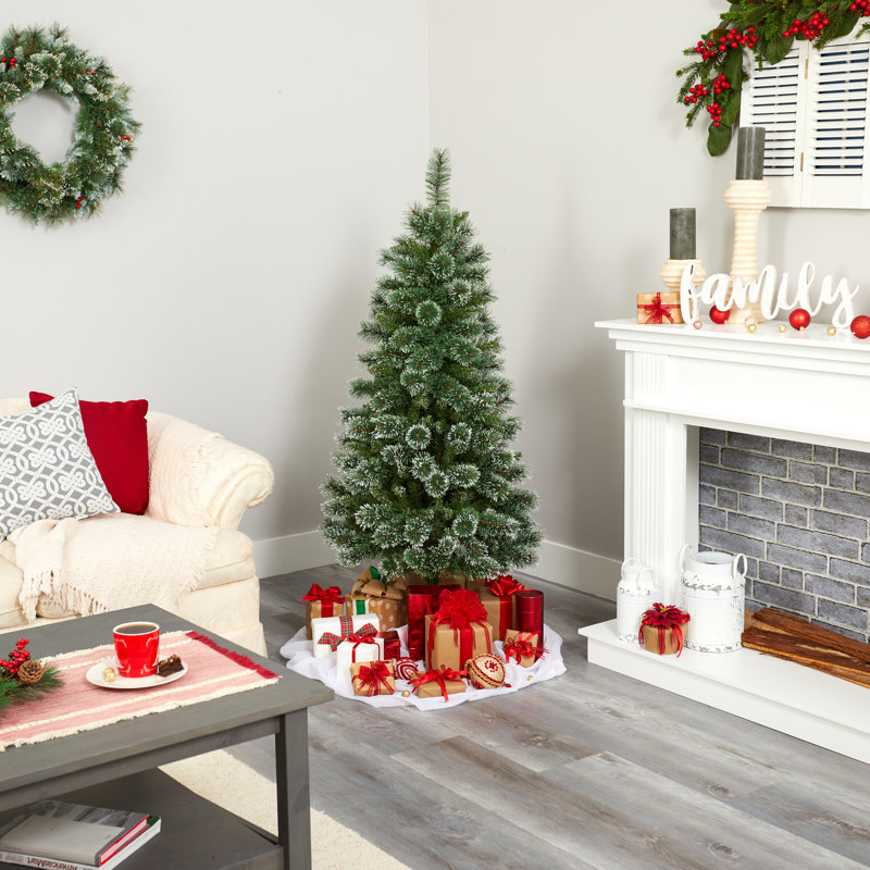 Easy Set-Up Pine Christmas Tree
