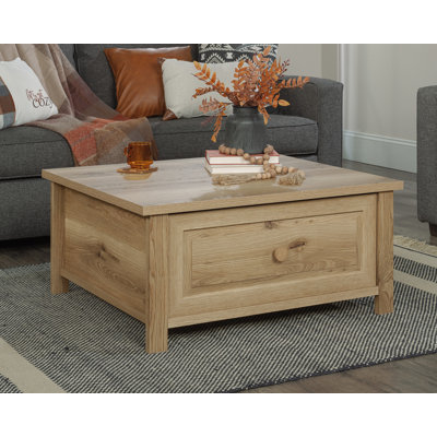 Hillmont Farm Lift Top Coffee Table