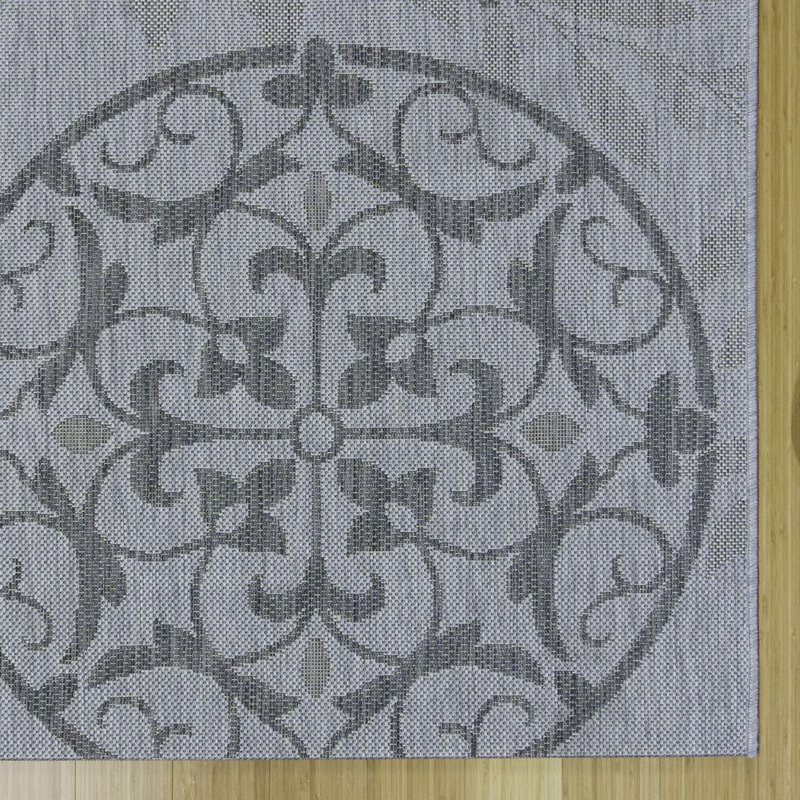 Paseo Gunthild Gray Scrolled Medallion Indoor/Outdoor Flatweave Area Rug, Rectangle 6'6" x 9'6"