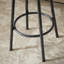 Ensemble de table de bar allongÃ©e avec tabourets de bar rembourrÃ©s en PU, table et chaises de bar de style industriel pour table de cuisine, salle Ã  manger, salon ou salle de rÃ©ception-97439632-123637070