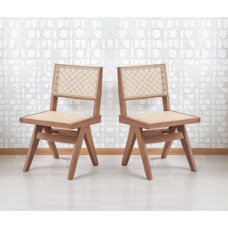 Le style Mid-Century de Casual Casual's comprend 2 chaises d'appoint au fini naturel avec une structure et des pieds de style rustique pour une atmosphère de salle à manger harmonieuse