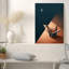 Grue en origami bronze et croissant de lune sur toile bleu foncé-1045874565