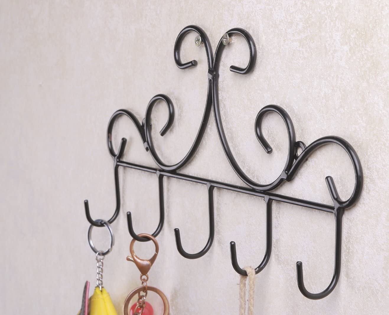 Lizotte Iron Wall 6 - Hook Wall Mounted Coat Rack