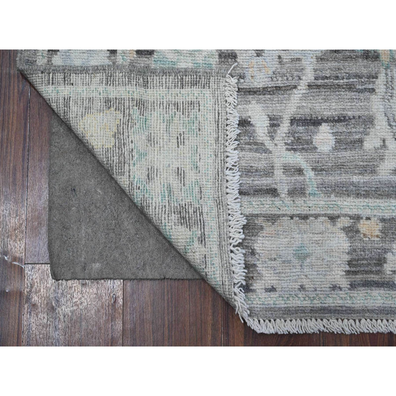 Tapis de couloir oriental gris foncé argenté 2 pi 9 po x 8 pi Angora Oushak 65B7A66ABF1F4917A40B781BD528640F