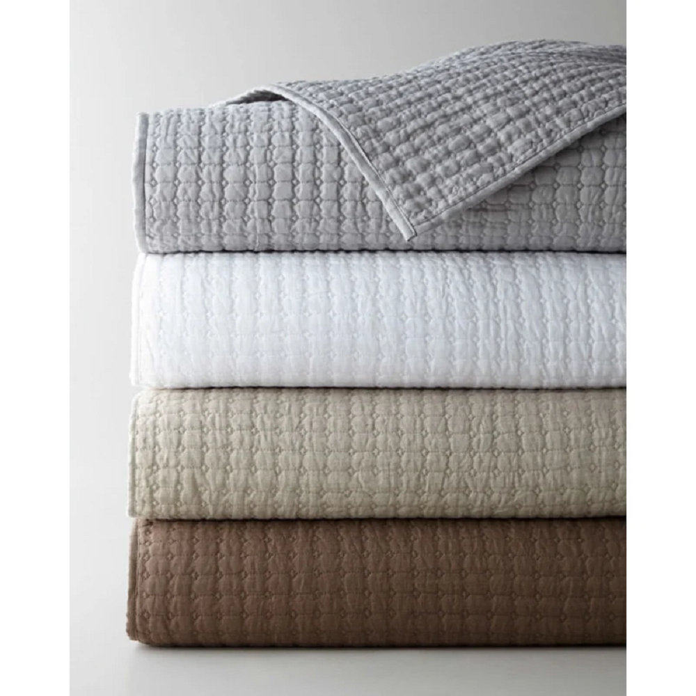 Bahari Linen Quilt Set, White, King Quilt 