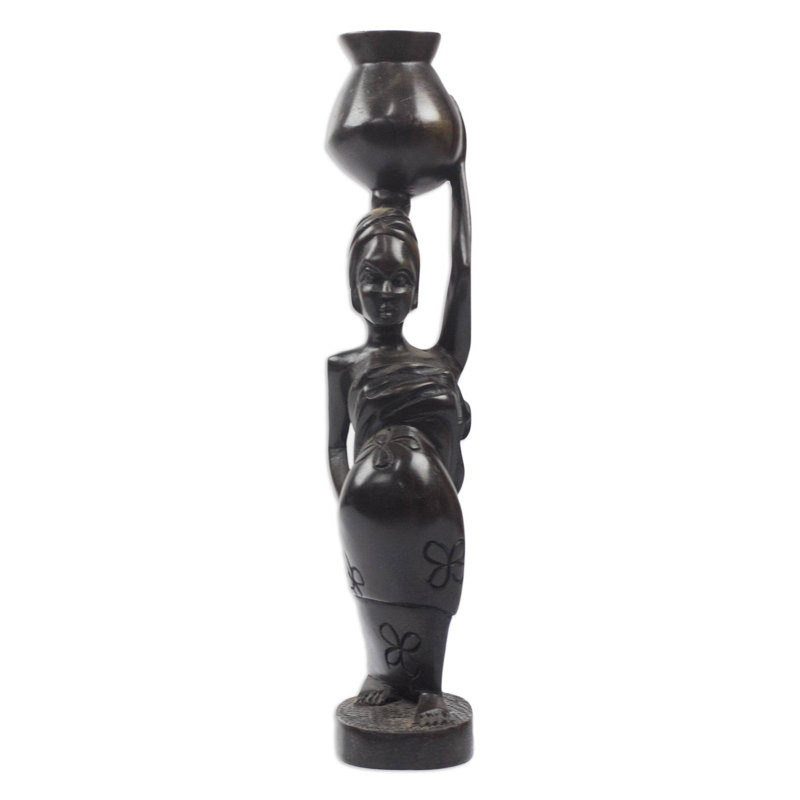Figurine Motherly Carrier