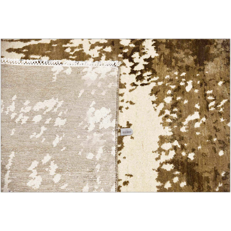 Hand Knotted Area Rug in Cream