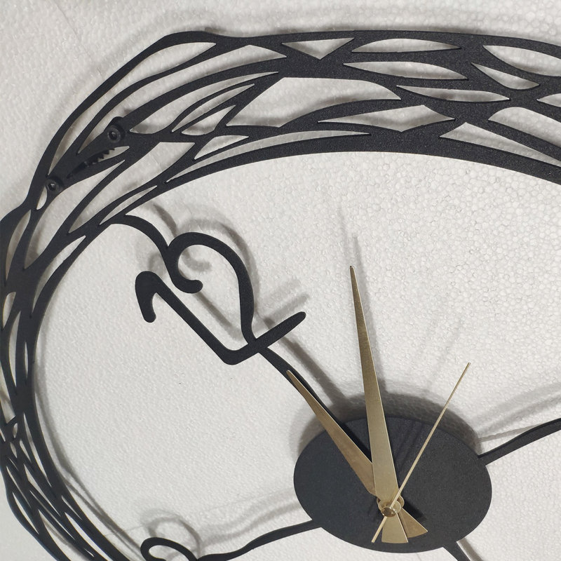 Horloge murale élégante en métal, noire, 19,7 po x 19,7 po | Fabrication 100% métal, épaisseur: 0,08 pouce | Conception murale facile, nécessite 1 pile AA | Parfait pour les décors modernes et les espaces de bureau