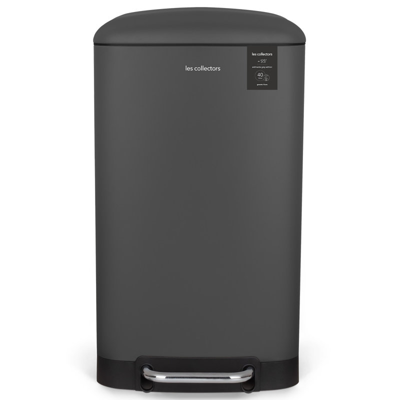 Stainless Steel 20 Litre Step On kitchen Trash Can, 40 L., in Grey