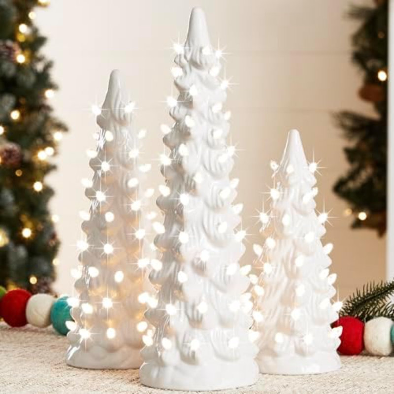 Ensemble de 3 sapins de Noël en céramique, décorations de table préilluminées et peintes à la main avec ampoules blanc chaud et lumières DEL blanches.