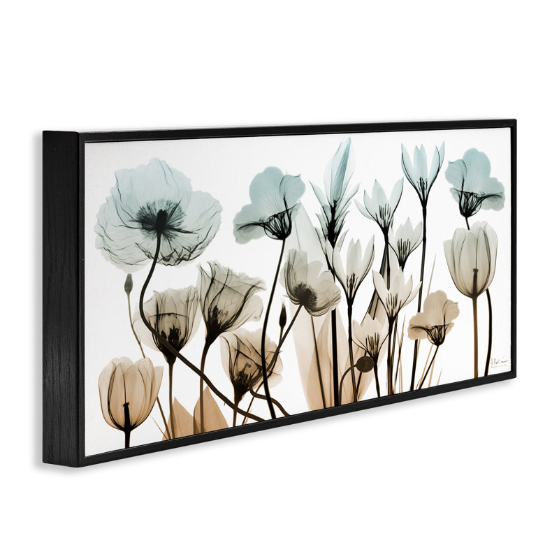 Fleurs mixtes de rayons X sur toile, Giclée encadrée noir minuit, H 13 po x l 30 po x P 1,5 po