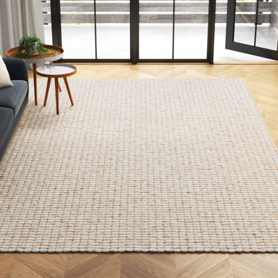 Amabilia Area Rug