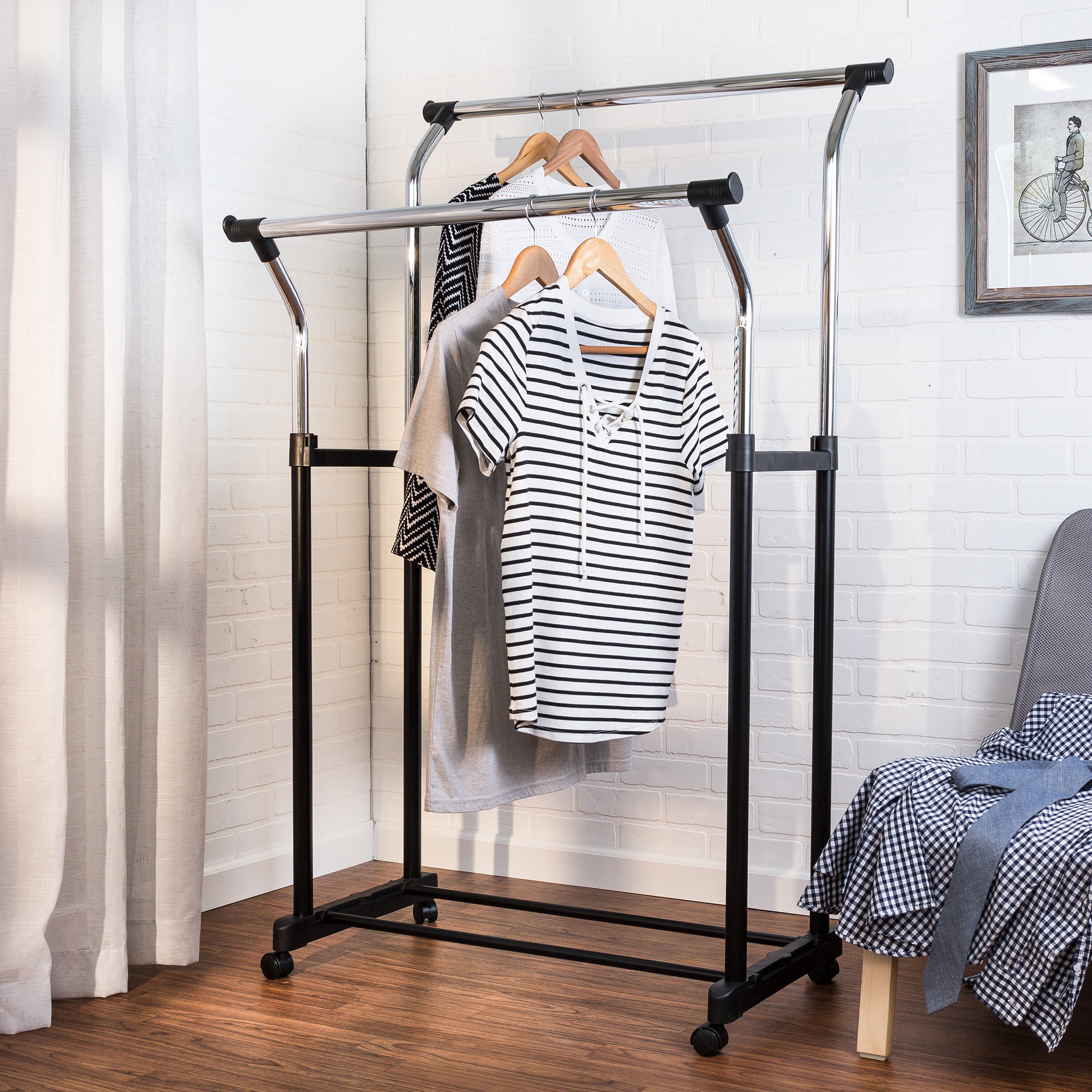 Rebrilliant Belizaire 32.8'' Rolling Clothes Rack & Reviews - Wayfair Canada