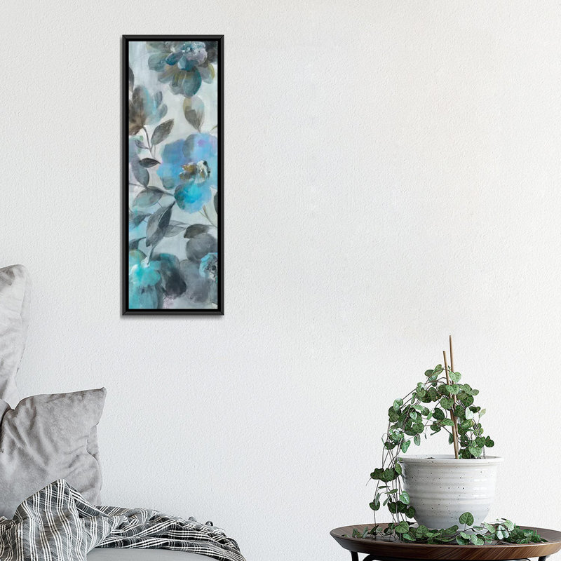 « twilight fleurs iii », impression sur toile tendue, H 36 po x l 12 po x P 1,5 po, Cadre noir