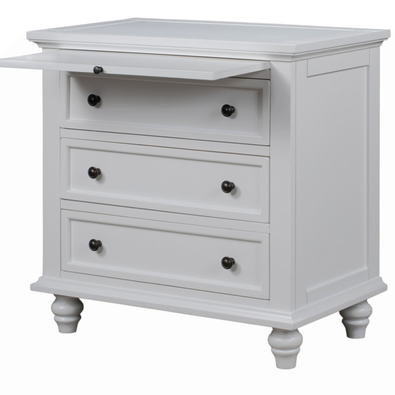 Gordonsville Accent Chest, White