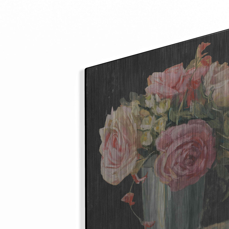 «Silver Vase II On Black» par Carol Rowan, H 16 po x l 12 po 