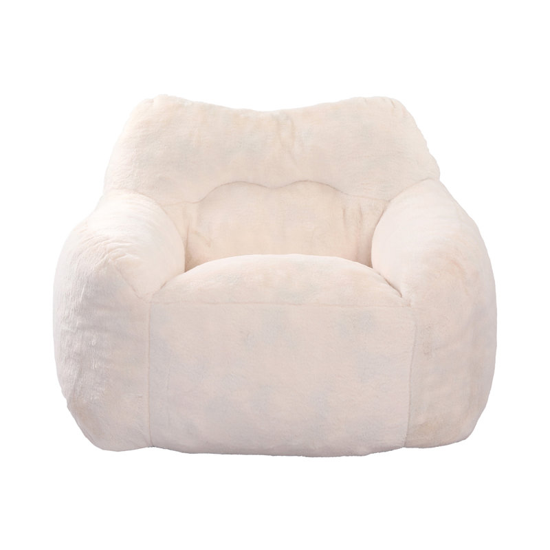 Fauteuil à billes, Fausse fourrure blanche