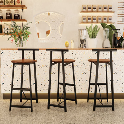 Counter Height Bar Stools  3 , Black & Walnut Brown. Metal Base With 220lbs Weight Capacity. Ergonomic Seats. Modern Style For Kitchen Island, Lounge. User- Assembly Process 3 Stool , Height. Brown .
