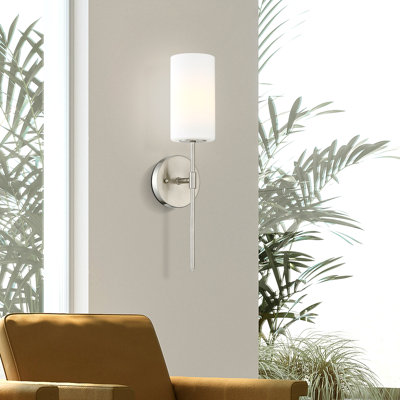 Linus Armed Sconce