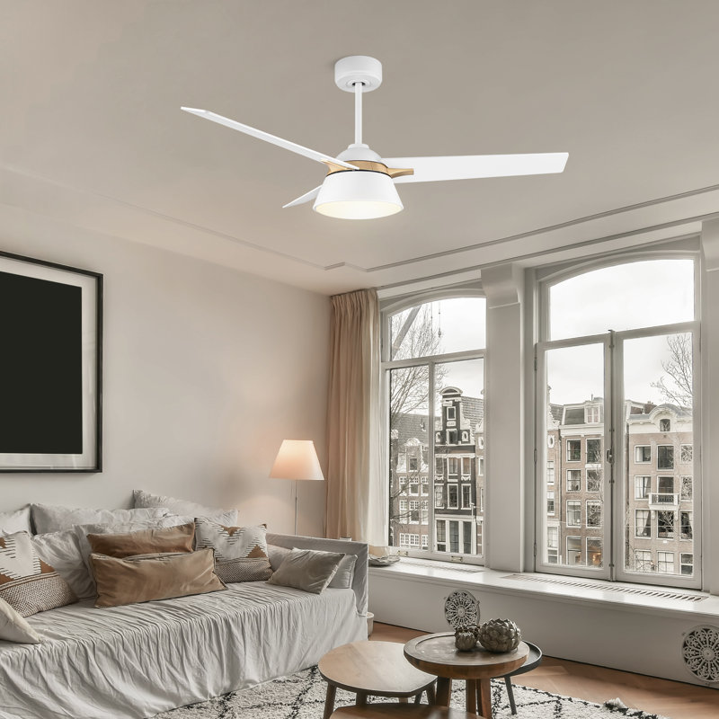 Ventilateur de plafond standard à 48 pales 48 po avec télécommande et ensemble d'éclairage Nikkei, Blanc