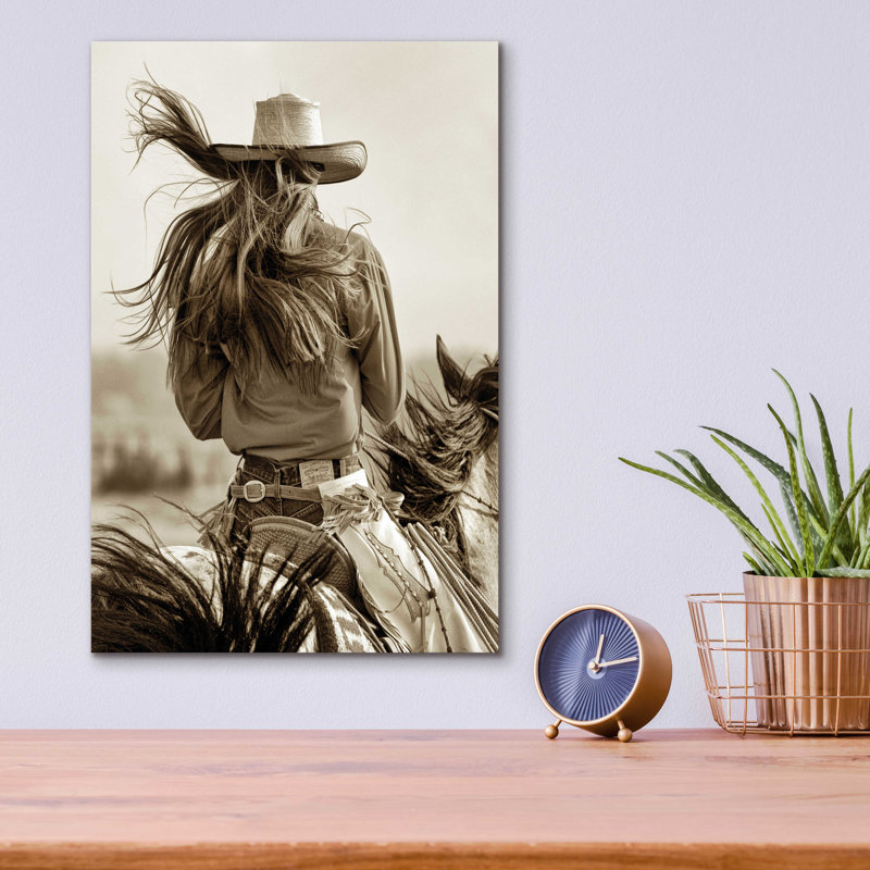 Cowgirl - imprimé sans cadre, H 16 po x l 12 po x P 0,13 po