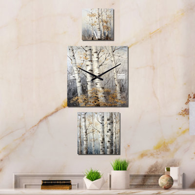 Maciah Metal Wall Clock