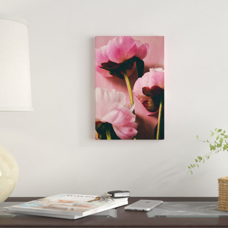 «Pink Peony II», impression sur toile, H 40 po x l 26 po x P 1,5 po, Toile tendue, Pas de tapis