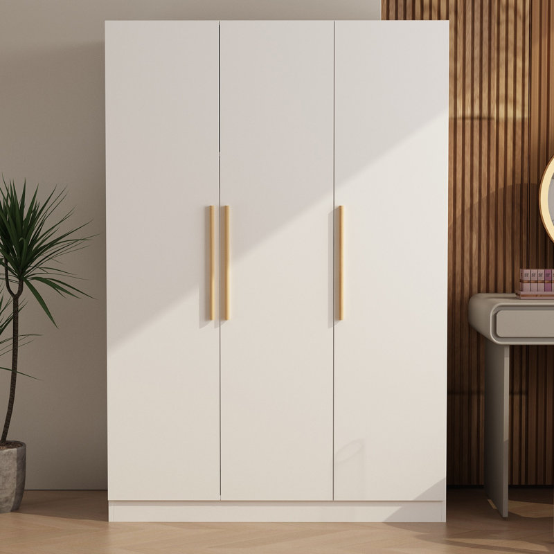 Armoire 3 portes 70 "Monchat