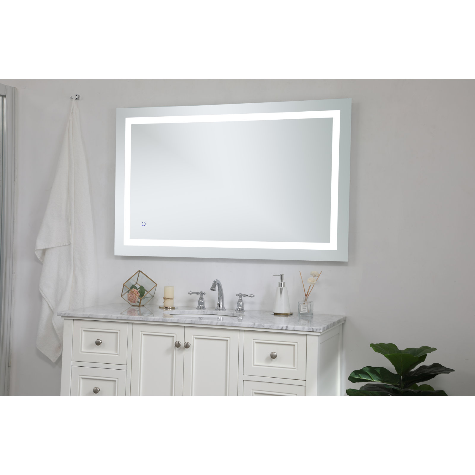 Kenno Flat Wall Mirror, 48" x 32"