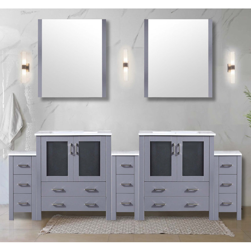 Luxueux meuble-lavabo double avec armoires latérales et miroirs pour une salle de bain élégante