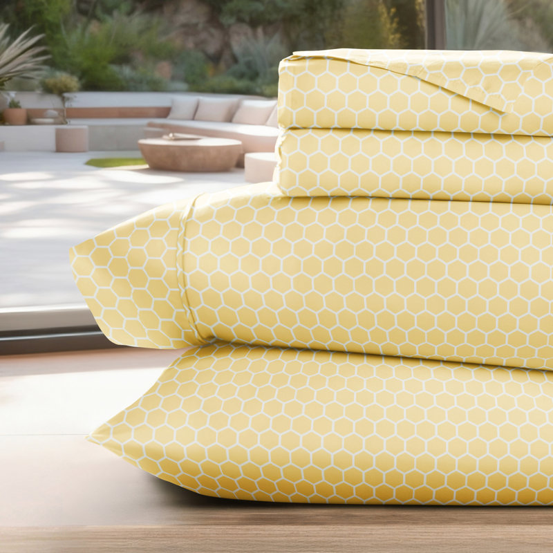 Simply Soft™ Honeycomb Pattern Microfiber Sheet Set, Queen Sheet Set + Fitted Sheet + 2 Pillowcases, Yellow
