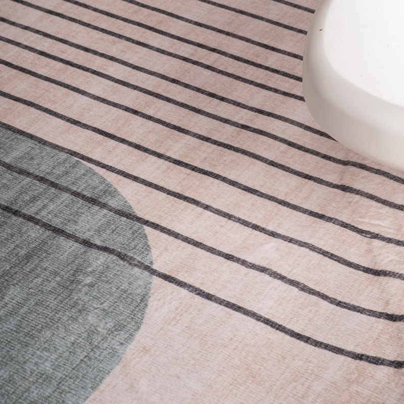 Tapis abstrait beige et brun 5 pi x 8 pi