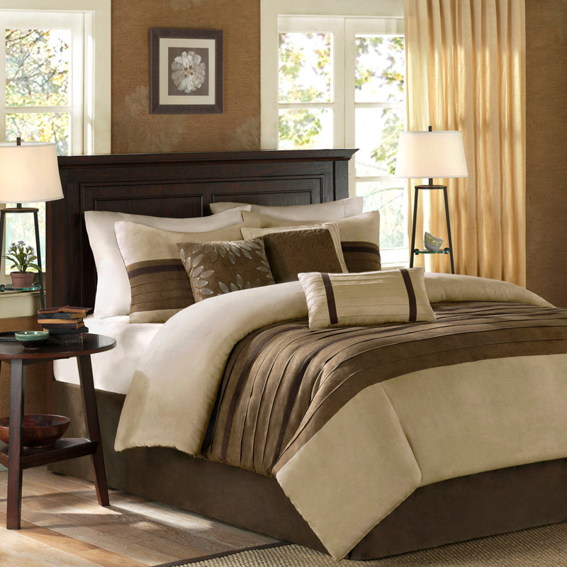 7 PC Pieced Comforter Set Natural