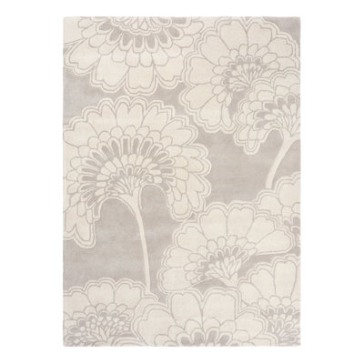 Hand Tufted Wool Floral Area Rug in Oyster