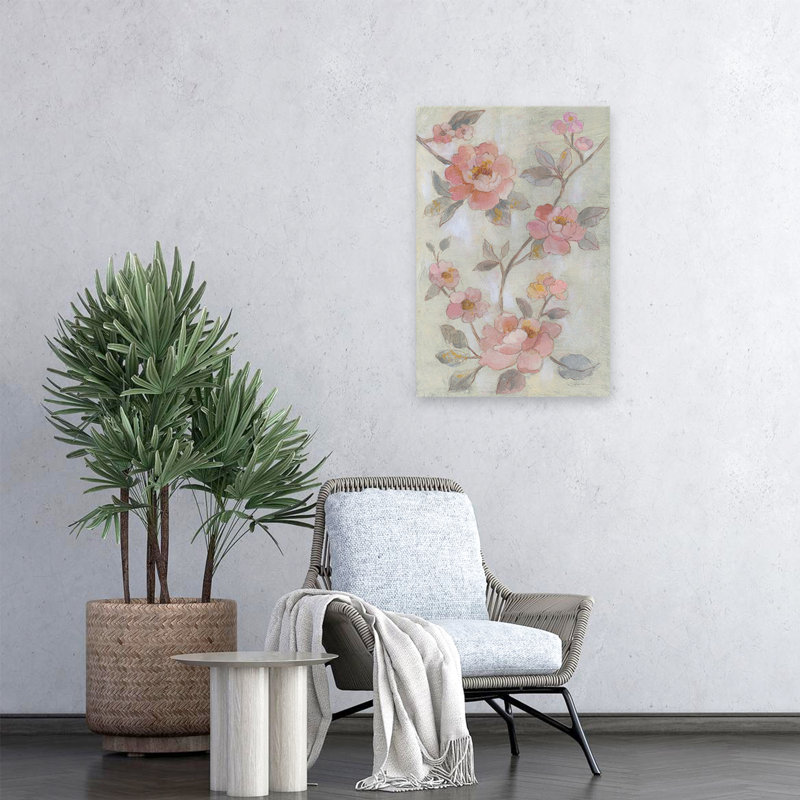 Romantiques fleurs printanières I - crème de fleurs de chinoiserie asiatique, H 24 po x l 16 po