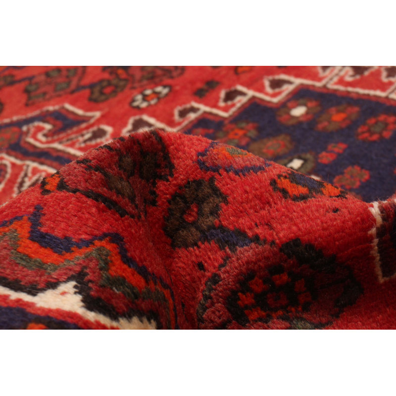 Tapis rouge Lennin 3 pi 0 po x 4 pi 4 po