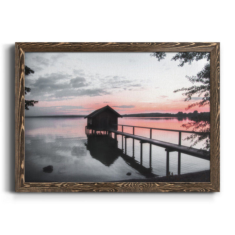 Coucher de soleil sur le mois d'octrier - Photographie de cadre sur toile, Noyer, H 37,5 po x l 27,5 po x P 1,5 po
