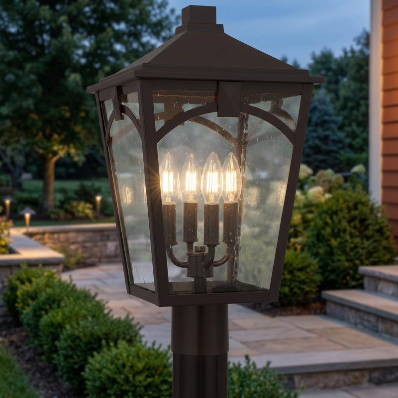 Lampadaire d'extérieur en bronze à 4 lumières Jaxon