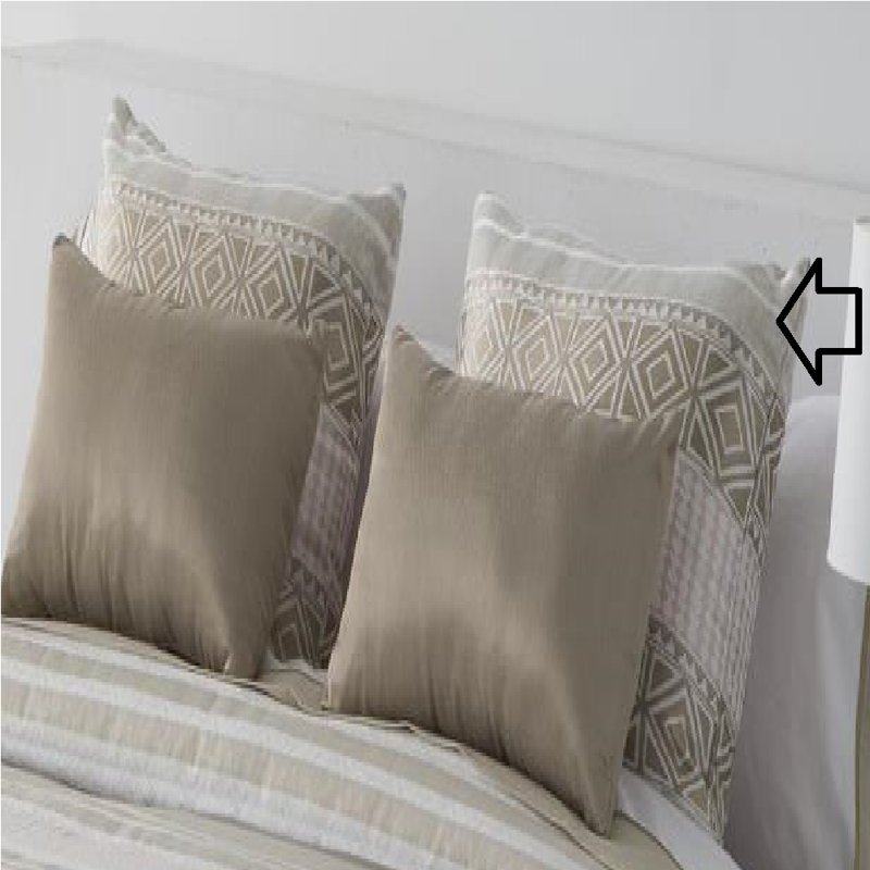 Marouane Rectangular Cushion, Gold