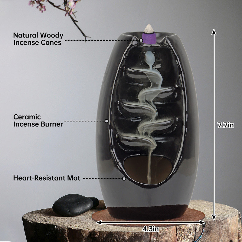 Le brûleur d'encens en cascade fluide, conception à refoulement unique, avec cônes et bâtons d'encens, crée une atmosphère unique à la maison