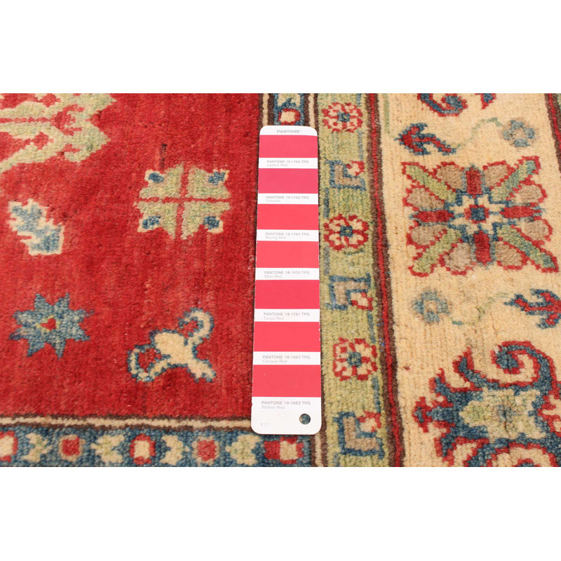 Tapis rouge Finest Ghazni 6 pi 6 po x 9 pi 3 po