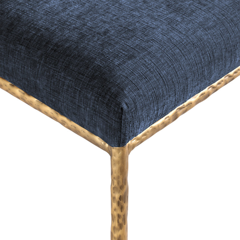 Chaise d'appoint en chenille Reeves, Tissu chenille bleu marine, Laiton brossé